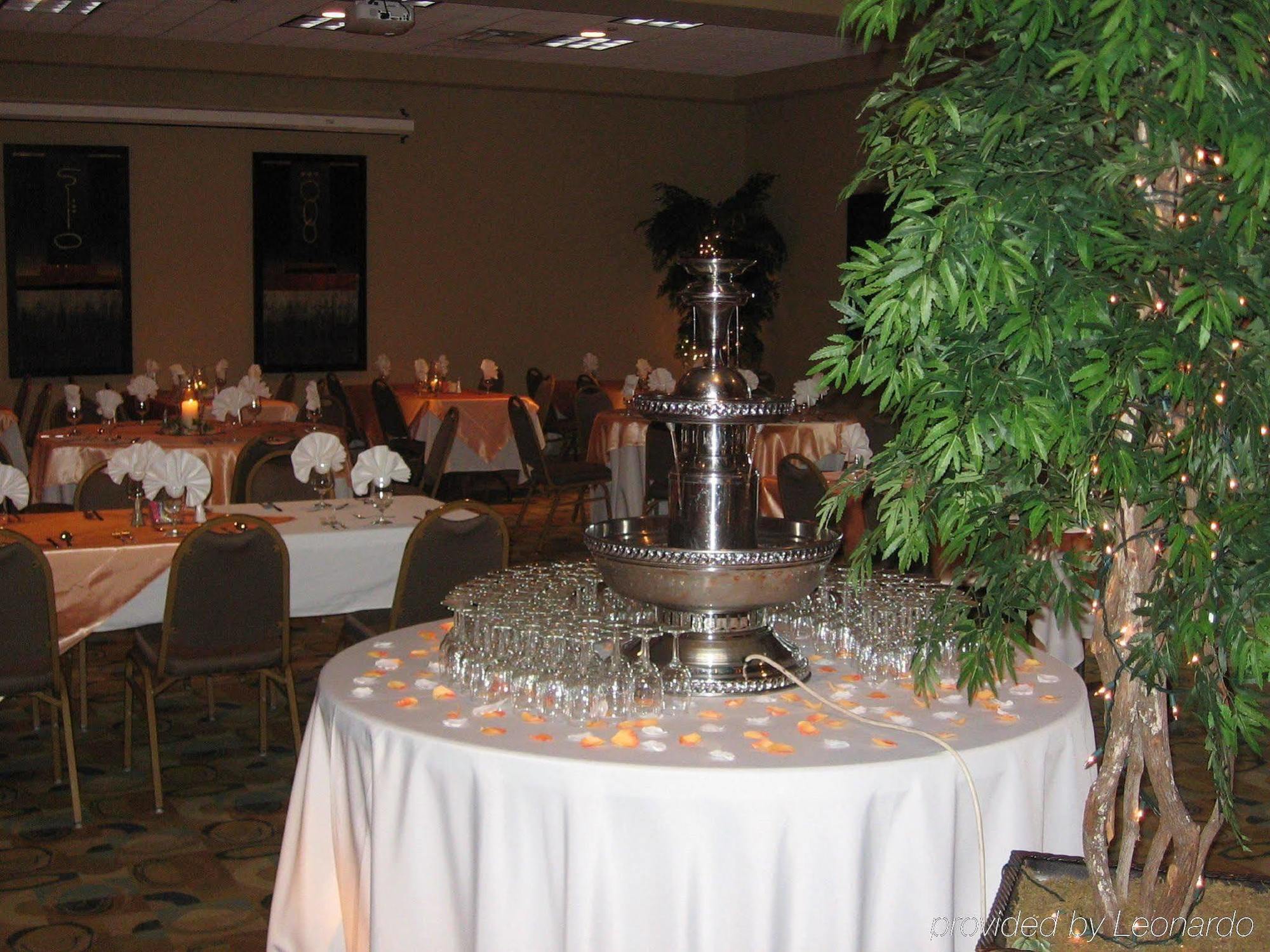 Holiday Inn Houma By Ihg Restaurant photo